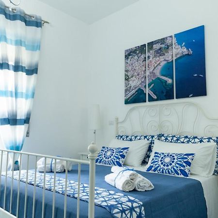 Velia34 Bed & Breakfast Салерно Екстериор снимка
