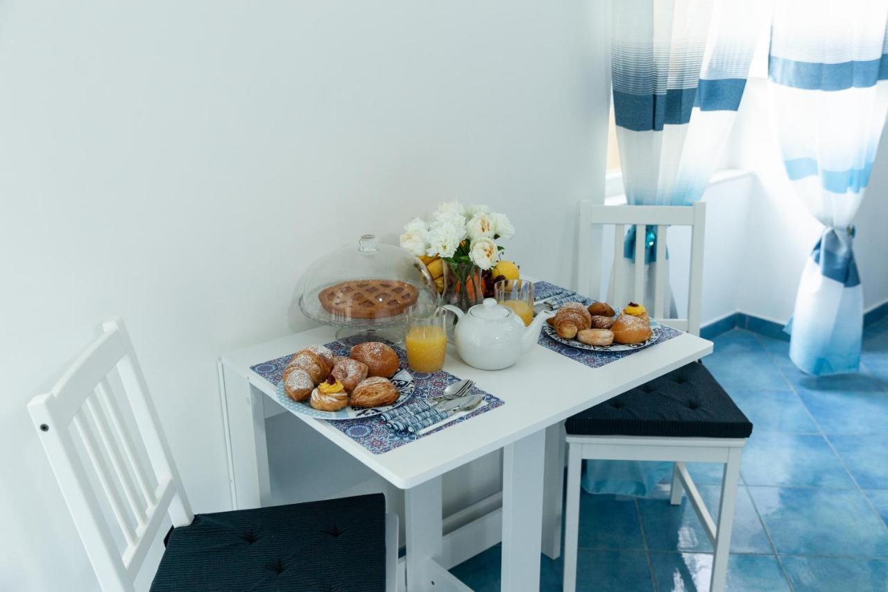 Velia34 Bed & Breakfast Салерно Екстериор снимка
