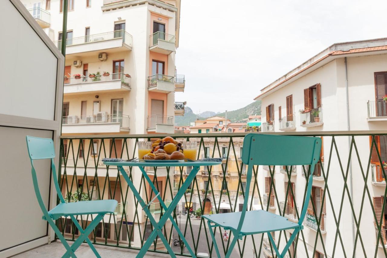 Velia34 Bed & Breakfast Салерно Екстериор снимка