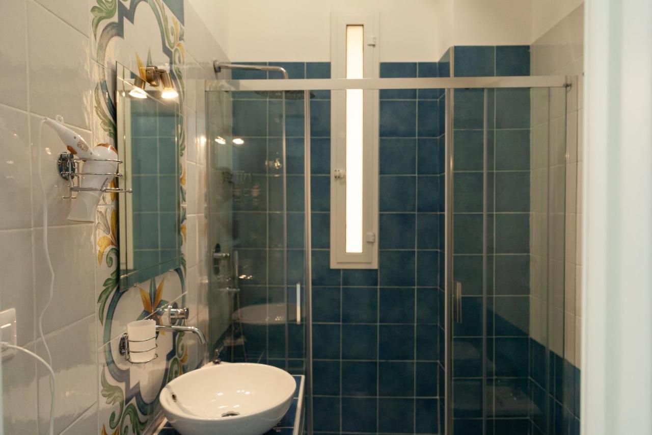 Velia34 Bed & Breakfast Салерно Екстериор снимка