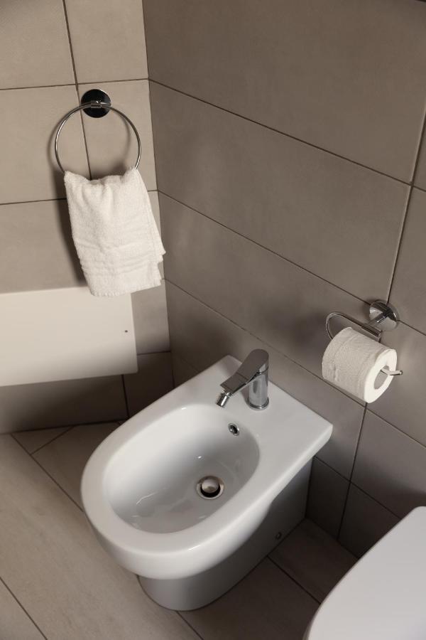 Velia34 Bed & Breakfast Салерно Екстериор снимка